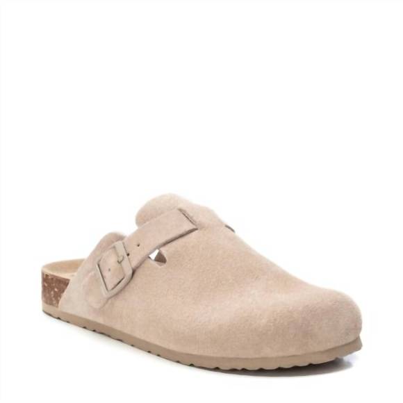 NEW XTI women's suede clogs in beige - Picture 2 of 5